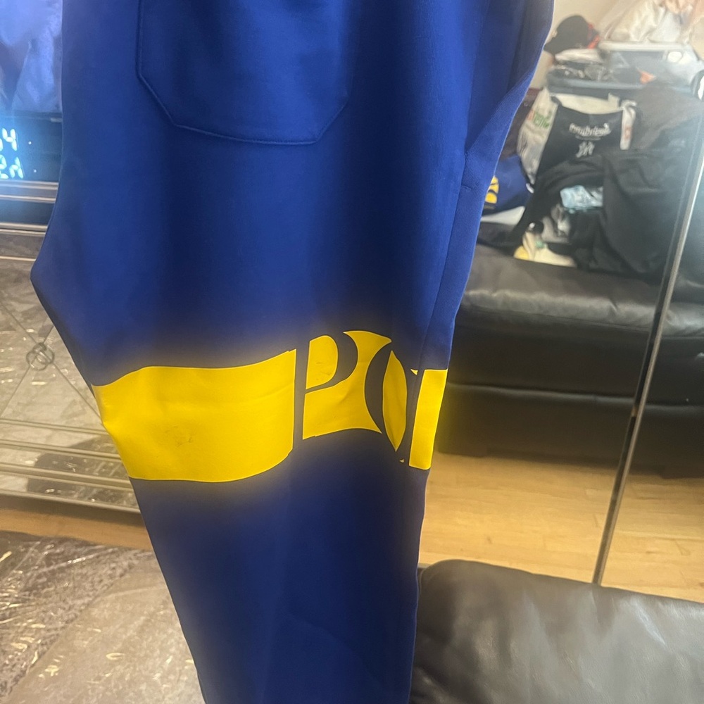 Men’s Polo Ralph Lauren sweatpants in good condition